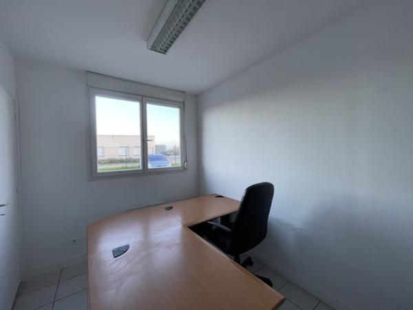 Bureaux à louer à LE VIEIL EVREUX 27930