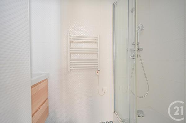 Appartement F5 à vendre  5 pièces - 127,64 m2 PARIS - 75016