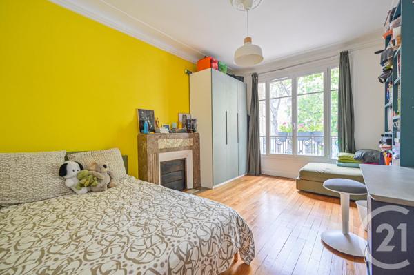 Appartement F5 à vendre  5 pièces - 127,64 m2 PARIS - 75016