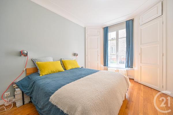 Appartement F5 à vendre  5 pièces - 127,64 m2 PARIS - 75016