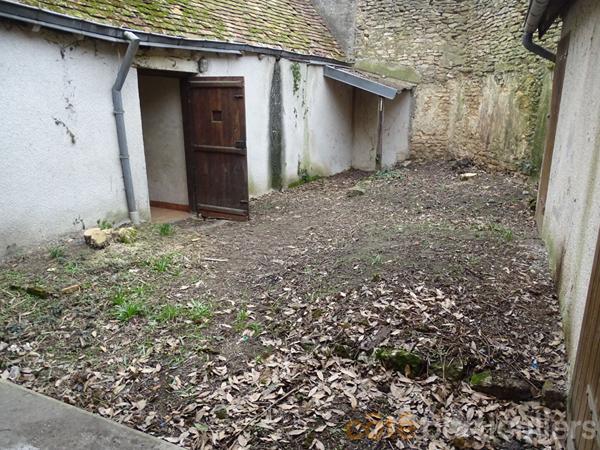 Vente Maison45 m² - 2 Pièces - LIGNIERES (18160)