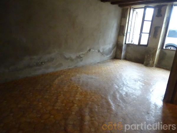 Vente Maison45 m² - 2 Pièces - LIGNIERES (18160)