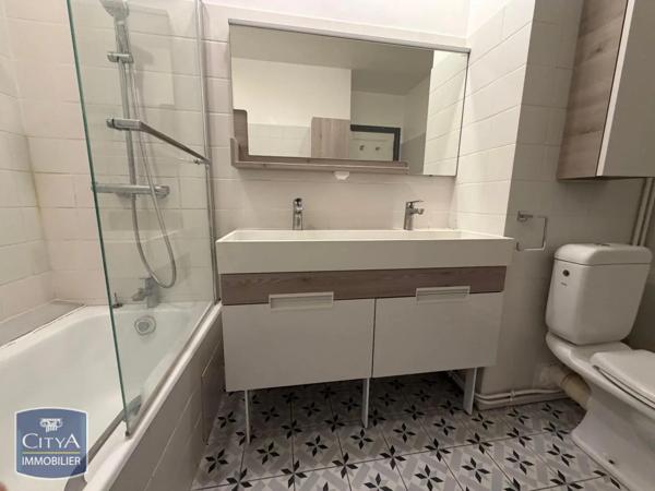 Appartement à louer 2 pièces 76.63m²