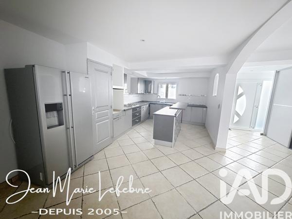 Maison à vendre 6 pièces 196 m² Saint-Pierre-de-Bœuf