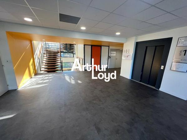 Bureaux à louer 774.61 m² en R+2 - Sophia Antipolis