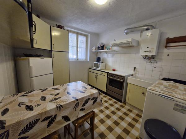 Nice (06200) BAIL MEUBLE 3P CARRAS -