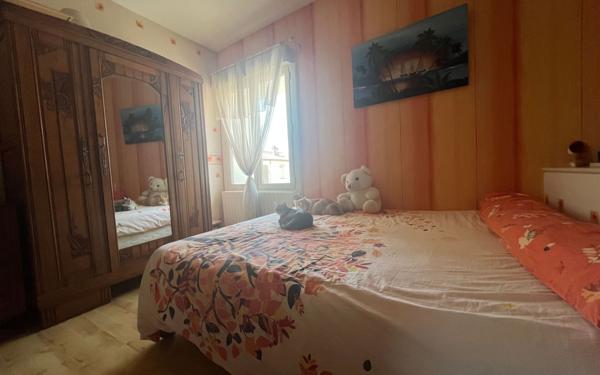 Maison à vendre    4 pièces •  Saint-Maixent-l'École