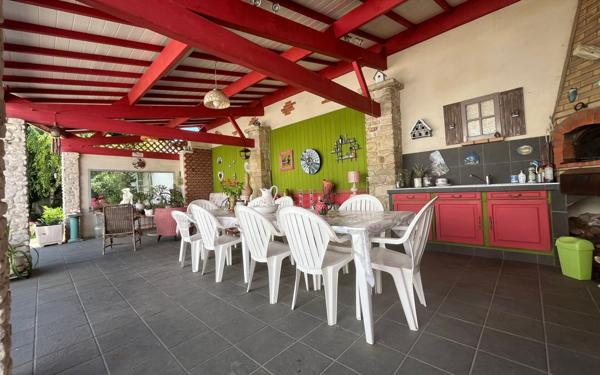 Maison à vendre    4 pièces •  Saint-Maixent-l'École