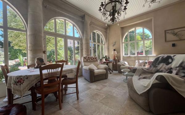 Maison à vendre    4 pièces •  Saint-Maixent-l'École