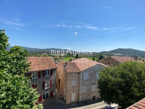 Maison à CARNOULES, 83660 - 5 pièces 95m²