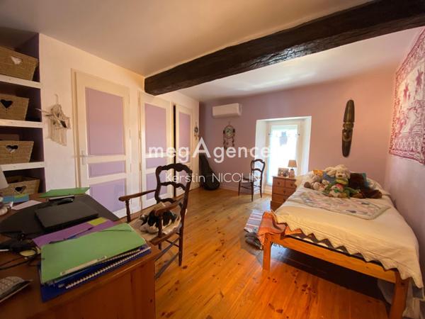 Maison à CARNOULES, 83660 - 5 pièces 95m²