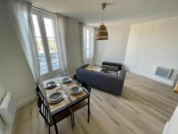 Manosque (04100) A louer charmant T2 meublé de 39.86 m2 avec vue dégagée - Place du Terreau