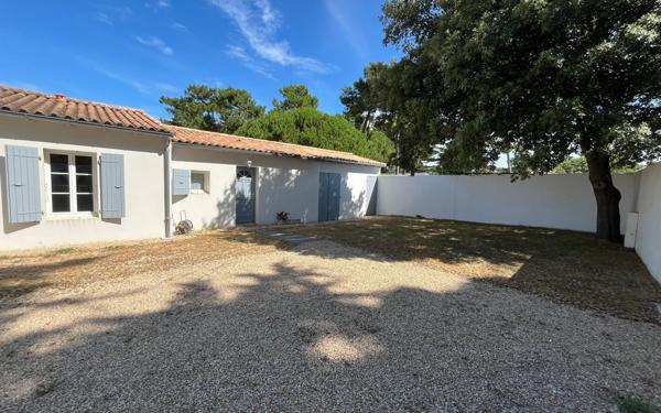 Maison à vendre    4 pièces •  Sainte-Marie-de-Ré