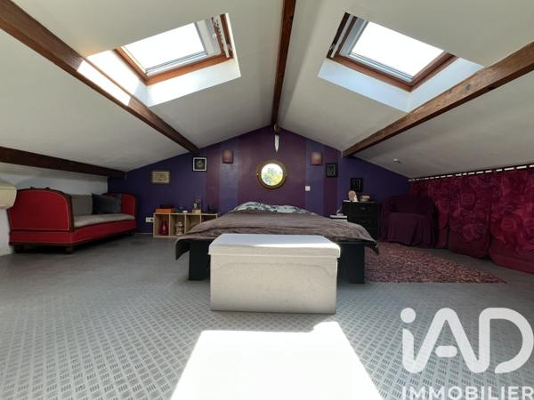 Maison à vendre 5 pièces 165 m² Peyrolles-en-Provence