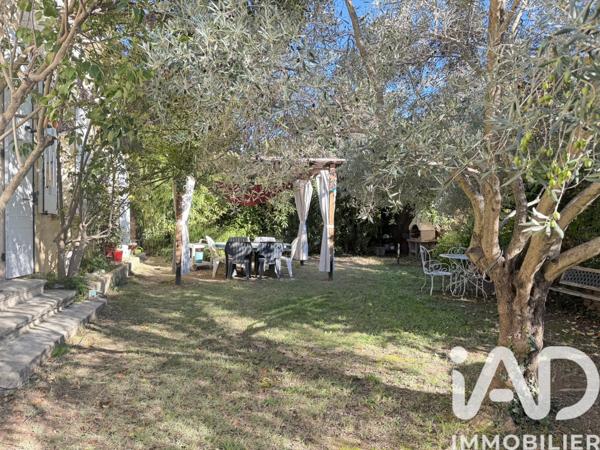 Maison à vendre 5 pièces 165 m² Peyrolles-en-Provence