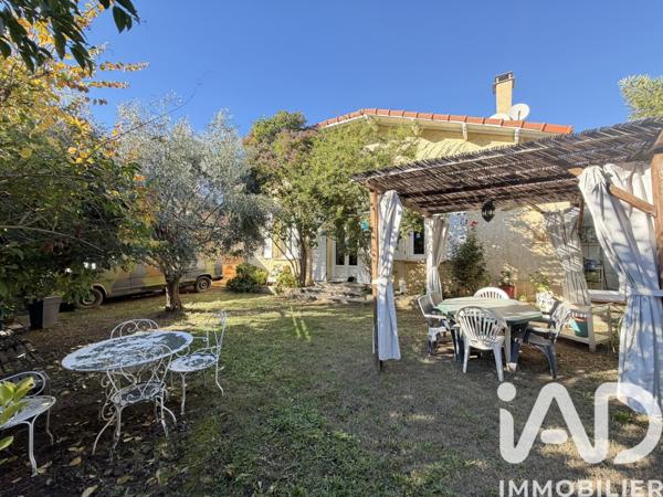Maison à vendre 5 pièces 165 m² Peyrolles-en-Provence