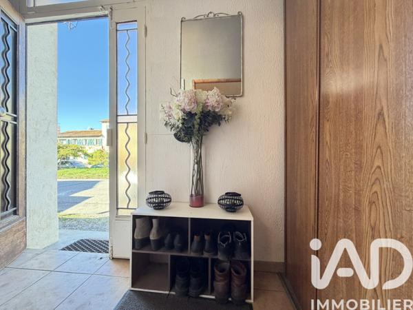 Maison à vendre 5 pièces 165 m² Peyrolles-en-Provence