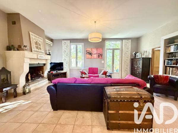 Maison à vendre 5 pièces 165 m² Peyrolles-en-Provence