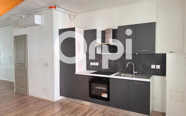 Appartement à louer    3 pièces • 111,01 m2 La Côte-Saint-André