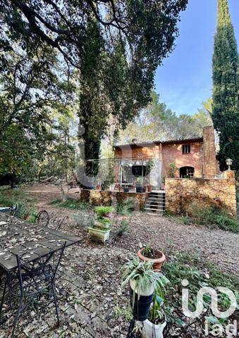 Maison 5 pièces de 130 m² à Salernes (83690)