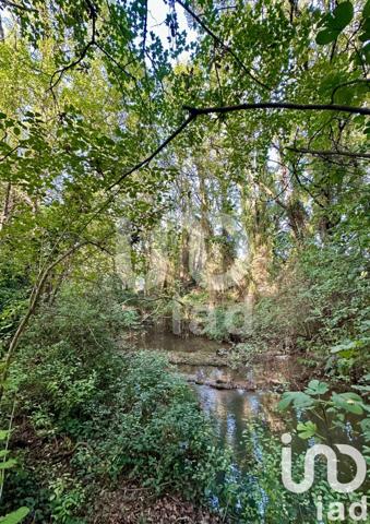 Maison 5 pièces de 130 m² à Salernes (83690)