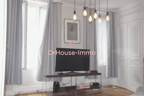 Maison à vendre 17 pièces de 200 m²