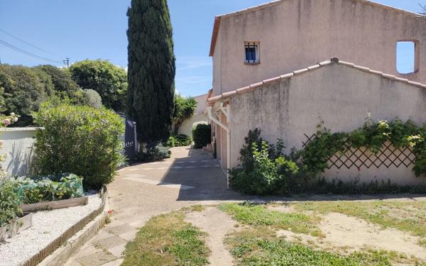 Maison à vendre    5 pièces •  Martigues