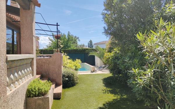 Maison à vendre    5 pièces •  Martigues