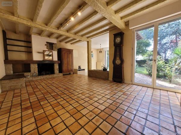 Maison à vendre à Cesson-Sévigné en Ille-et-Vilaine (35510), ref : 019/5439 MCB   
campagne