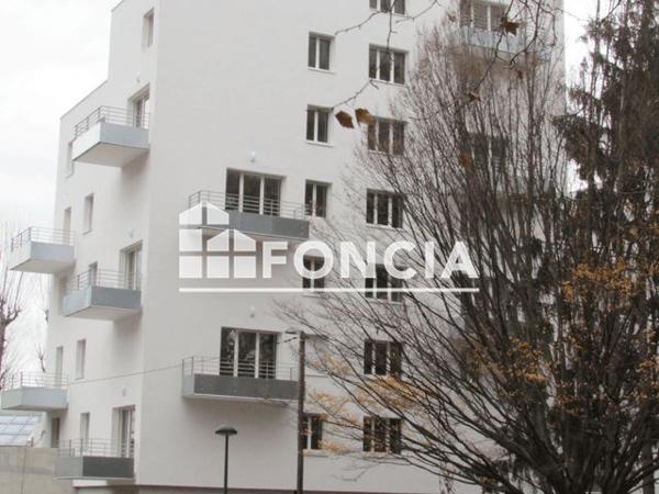 Location Appartement 2 pièces 46.3 m² - 13 CHEMIN DE RONDE Grenoble 38000