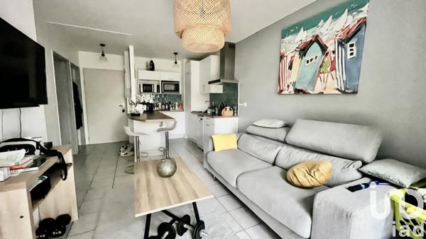 Appartement 2 pièces de 32 m² à La Rochelle (17000)