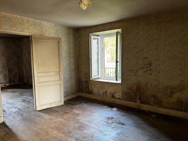 Maison de village  3 pièce(s) 60 m2 A RENOVER