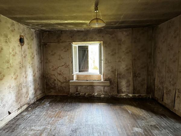 Maison de village  3 pièce(s) 60 m2 A RENOVER