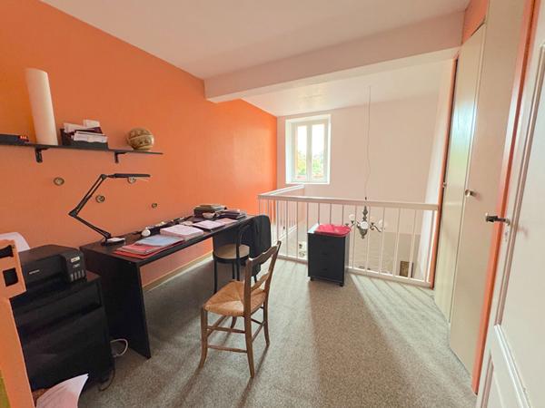 À VENDRE VERNIOLLE : MAISON DE CARACTÈRE AVEC PISCINE - 370M2 HABITABLES-GRANS JARDIN ARBORÉ