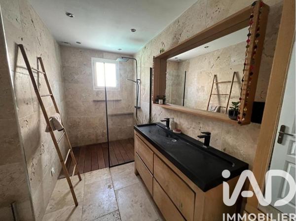 Maison à vendre 6 pièces 111 m² Roquebrune-sur-Argens