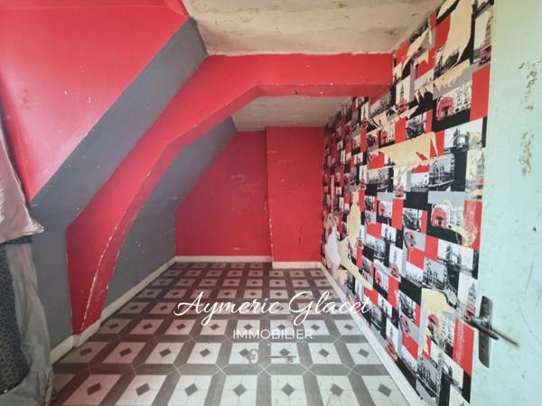 Maison de ville 76 m² à rénover – Cambrai centre – Idéale investisseur