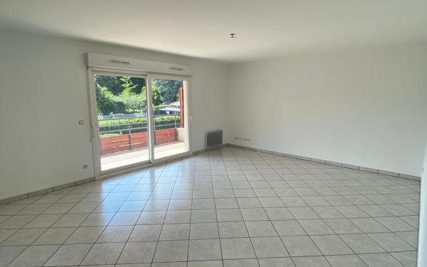 Appartement à louer    3 pièces • 75,72 m2 Reignier-Ésery