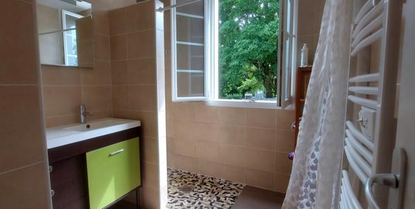 Ustaritz (64480) APPARTEMENT T3 ENSOLEILLE AVEC JARDIN