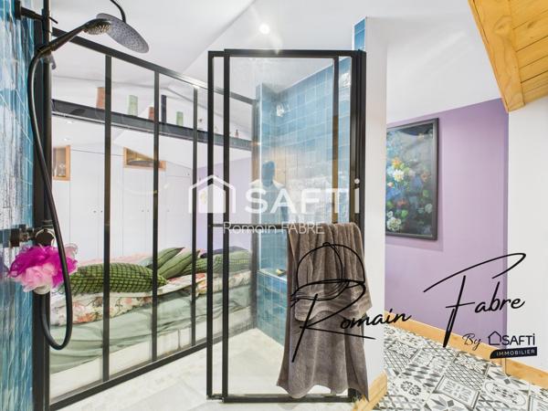 Maison entièrement rénovée avec garage, 200m2 de dépendances et piscine