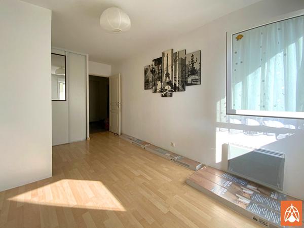 Entressen - Appartement T3 de 67 m2 - avec locataire en place rentabilité immédiate !!! Entressen Entressen - Appartement T3 de 67 m2 - avec locataire en place rentabilité immédiate !!! Entressen