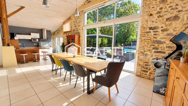 Vendée : Grange rénovée de caractère de 248m2 : charme, espace et sérénité à la campagne