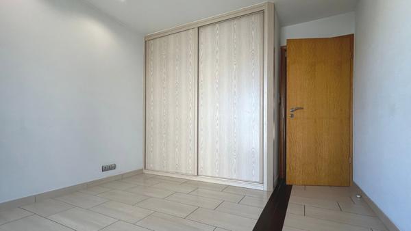 Appartement 2 pièces traversant rénové avec balcon – Rue de Hochstatt