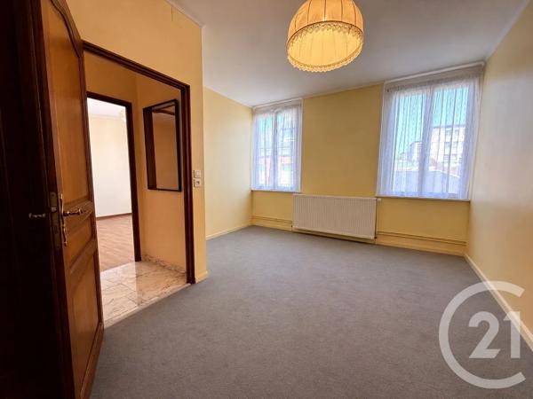 Appartement F6 à vendre  6 pièces - 145 m 2   ST QUENTIN  - 02