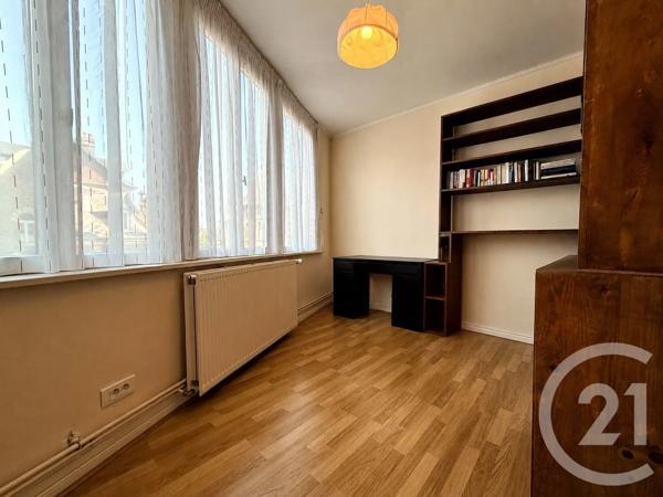 Appartement F6 à vendre  6 pièces - 145 m 2   ST QUENTIN  - 02