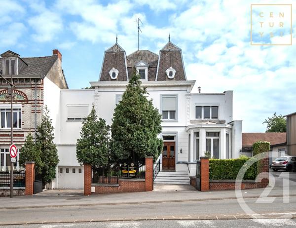 Maison à vendre  12 pièces - 338,50 m 2   MAUBEUGE  - 59