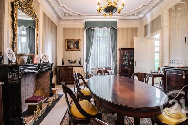 Maison à vendre  12 pièces - 338,50 m 2   MAUBEUGE  - 59