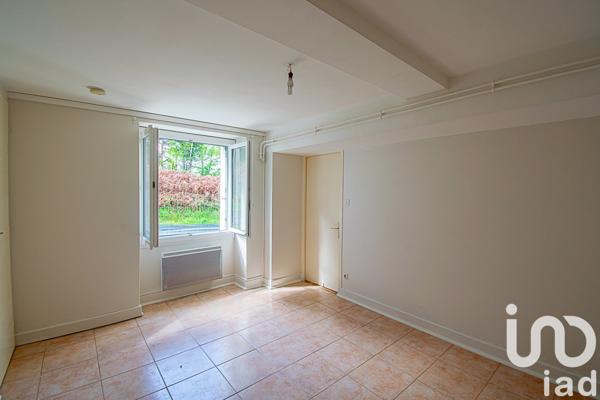 Maison 6 pièces de 141 m² à Saint-Hilaire-Peyroux (19560)