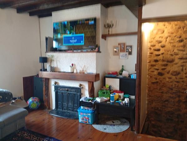 Maison à vendre 7 pièces BENAGUES (09)