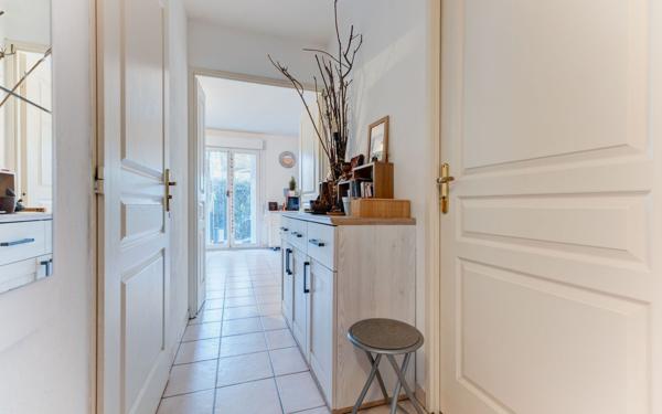 Appartement à vendre    3 pièces • 46,89 m2 Nice