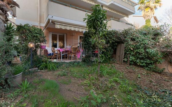 Appartement à vendre    3 pièces • 46,89 m2 Nice